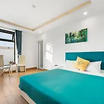 Lyn\'S Hotel & Apartment